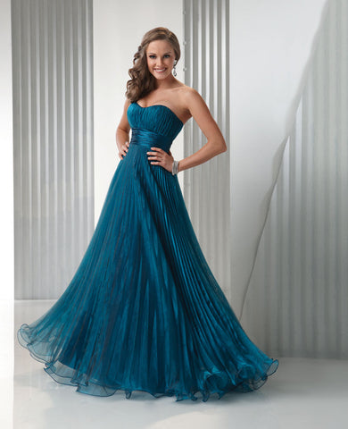 Evening dress Wave